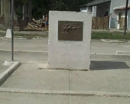 Monumento Alzamiento de Santa Cecilia.JPG