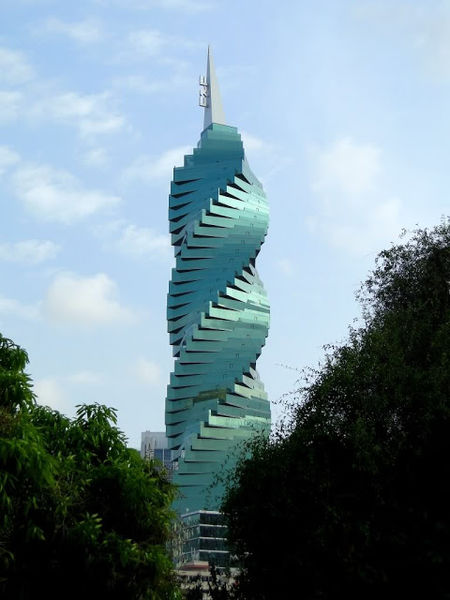 Archivo:TORRE F&F.jpg