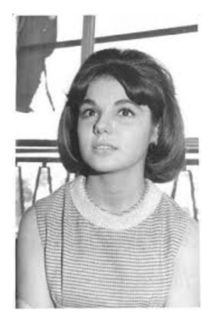 Laura Bove (1946-2020), directora de teatro y actriz argentina, durante Papa Corazon.png