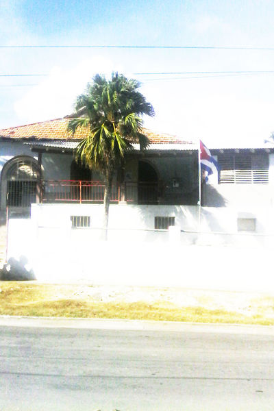 Archivo:Politecnico Calixto Garcia.jpg