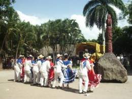 Bailes Tradicionales Campesinos.jpg