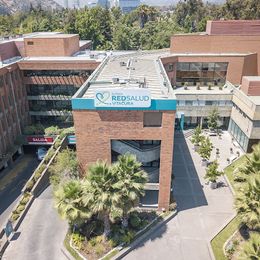 Clínica RedSalud Vitacura.jpg