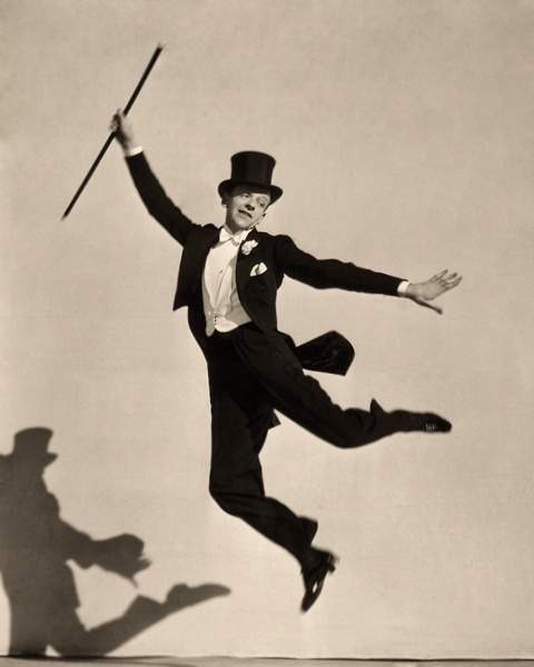 Archivo:Fred Astaire Jump.jpg