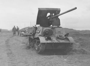 Komsomoletz ZiS-30 AT gun.jpg