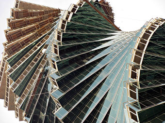 F&F Tower - EcuRed