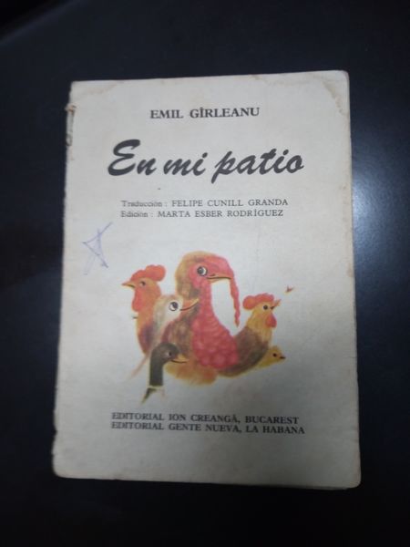 Archivo:En mi patio.jpg