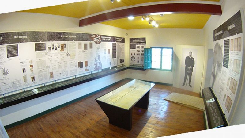 Archivo:Sala del Museo Huidobro.jpg