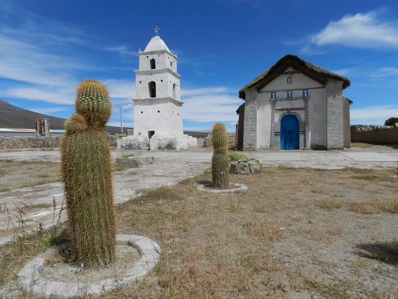 Archivo:Iglesia de Cariquima.jpg