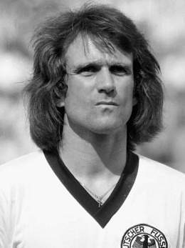 Wolfgang Overath.jpg