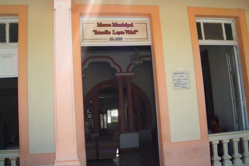 Archivo:Museo-Mayari-.jpg