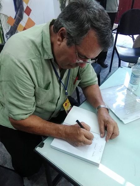 Archivo:Rogelio-acevedo.jpg