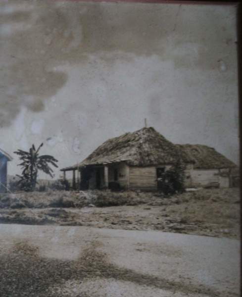 Archivo:Casa Antes.jpg