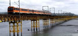 Puente ferroviario.jpg