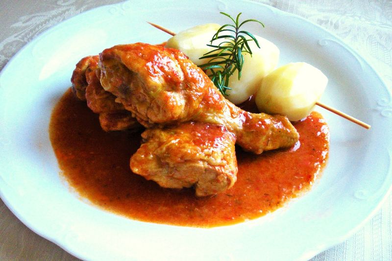 Archivo:Pollo a la Pantoja.jpg